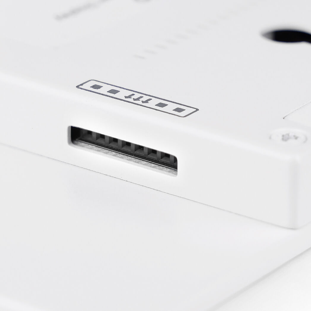 reTerminal E1001 – 7.5" Monochrome ePaper Display with ESP32-S3